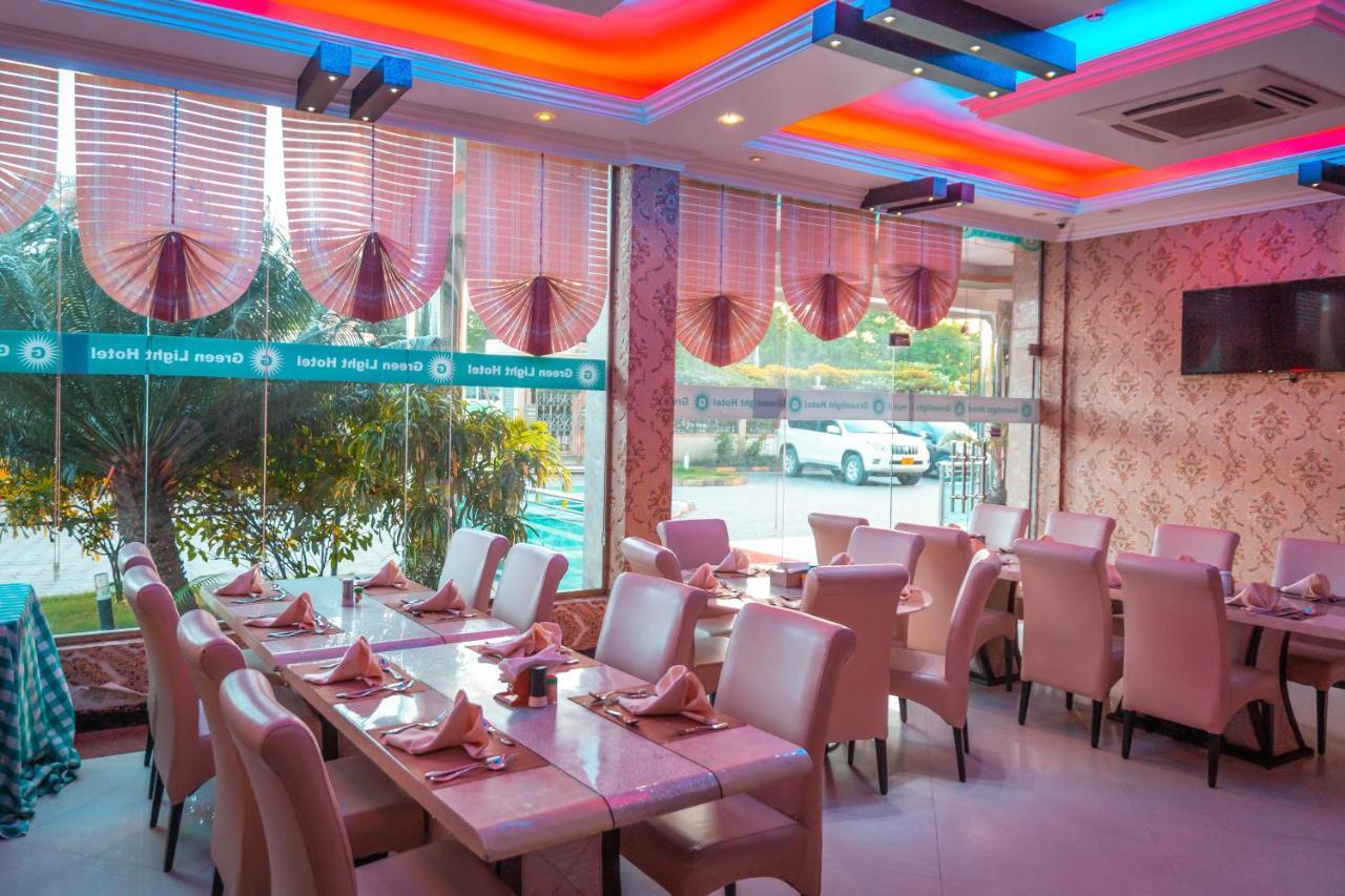 Greenlight Hotel ดาร์เอสซาลาม ภายนอก รูปภาพ